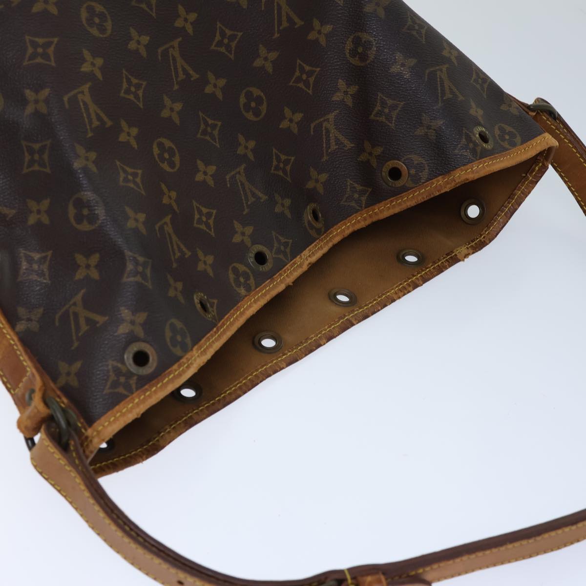 LOUIS VUITTON Monogram Noe Shoulder Bag M42224 LV Auth 71352