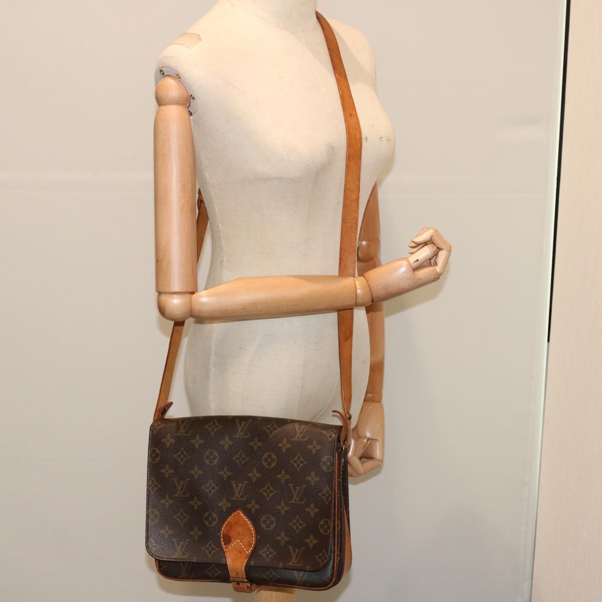 LOUIS VUITTON Monogram Cartouchiere GM Shoulder Bag M51252 LV Auth 71386