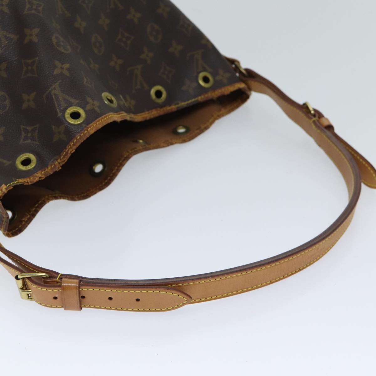 LOUIS VUITTON Monogram Petit Noe Shoulder Bag M42226 LV Auth 71391