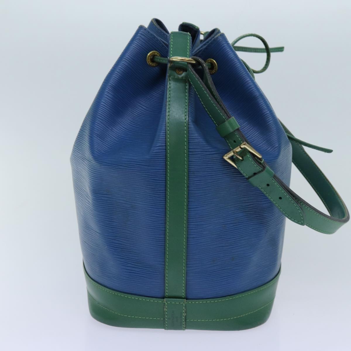 LOUIS VUITTON Epi Noe Shoulder Bag Bicolor Green Blue M44044 LV Auth 71396