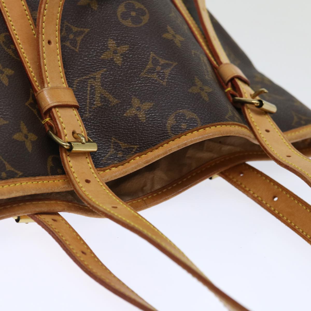 LOUIS VUITTON Monogram Bucket GM Shoulder Bag M42236 LV Auth 71398