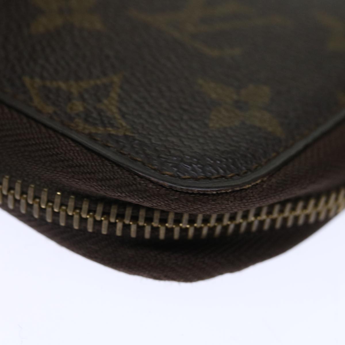 LOUIS VUITTON Monogram Poche Escapade Travel Case M60113 LV Auth 71407