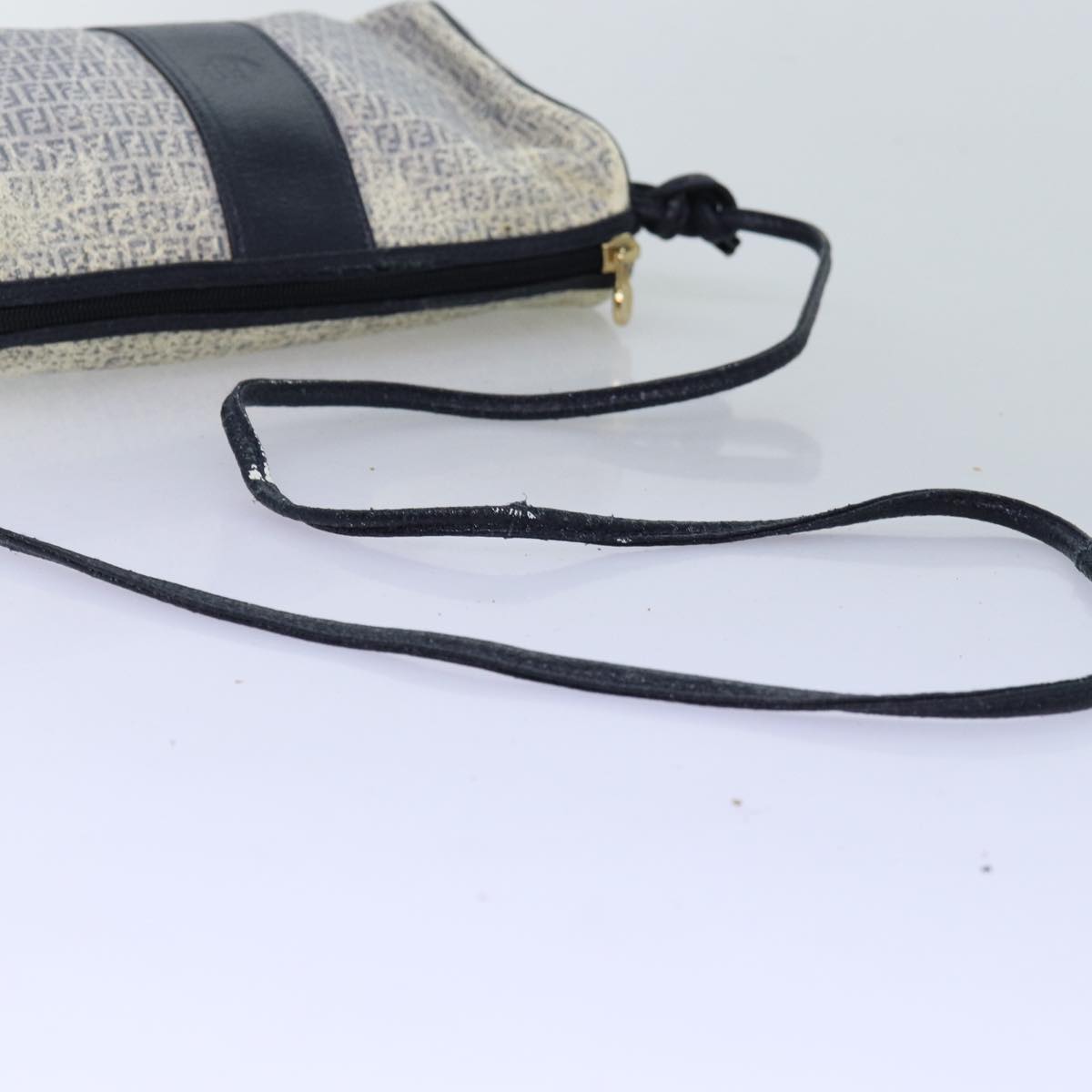 FENDI Zucchino Canvas Shoulder Bag Coated Canvas White Navy Auth 71558