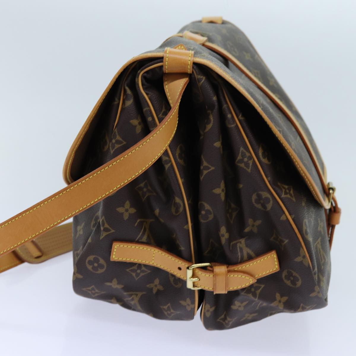 LOUIS VUITTON Monogram Saumur 35 Shoulder Bag M42254 LV Auth 71604A