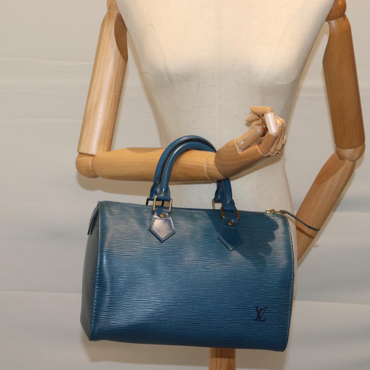 LOUIS VUITTON Epi Speedy 25 Hand Bag Toledo Blue M43015 LV Auth 71622