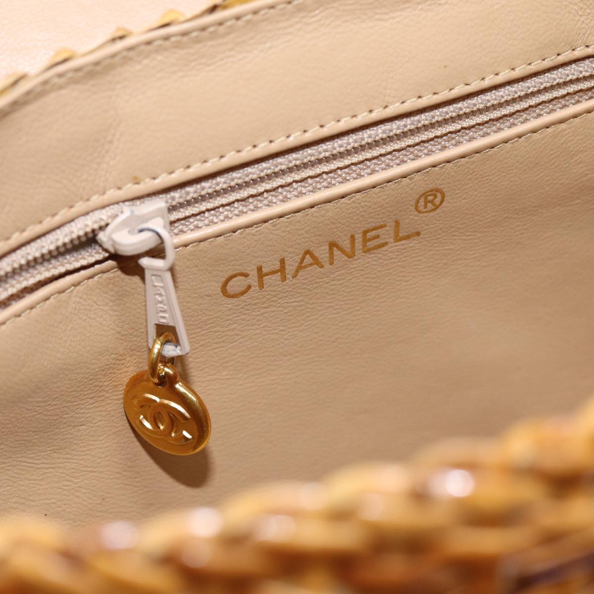 CHANEL Chain Shoulder Bag Wicker Beige CC Auth 71642A