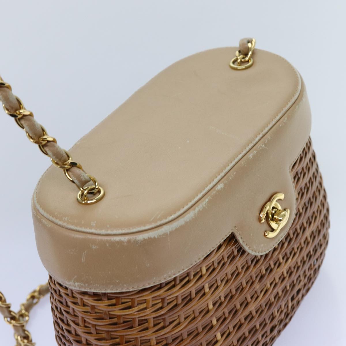 CHANEL Chain Shoulder Bag Wicker Beige CC Auth 71642A