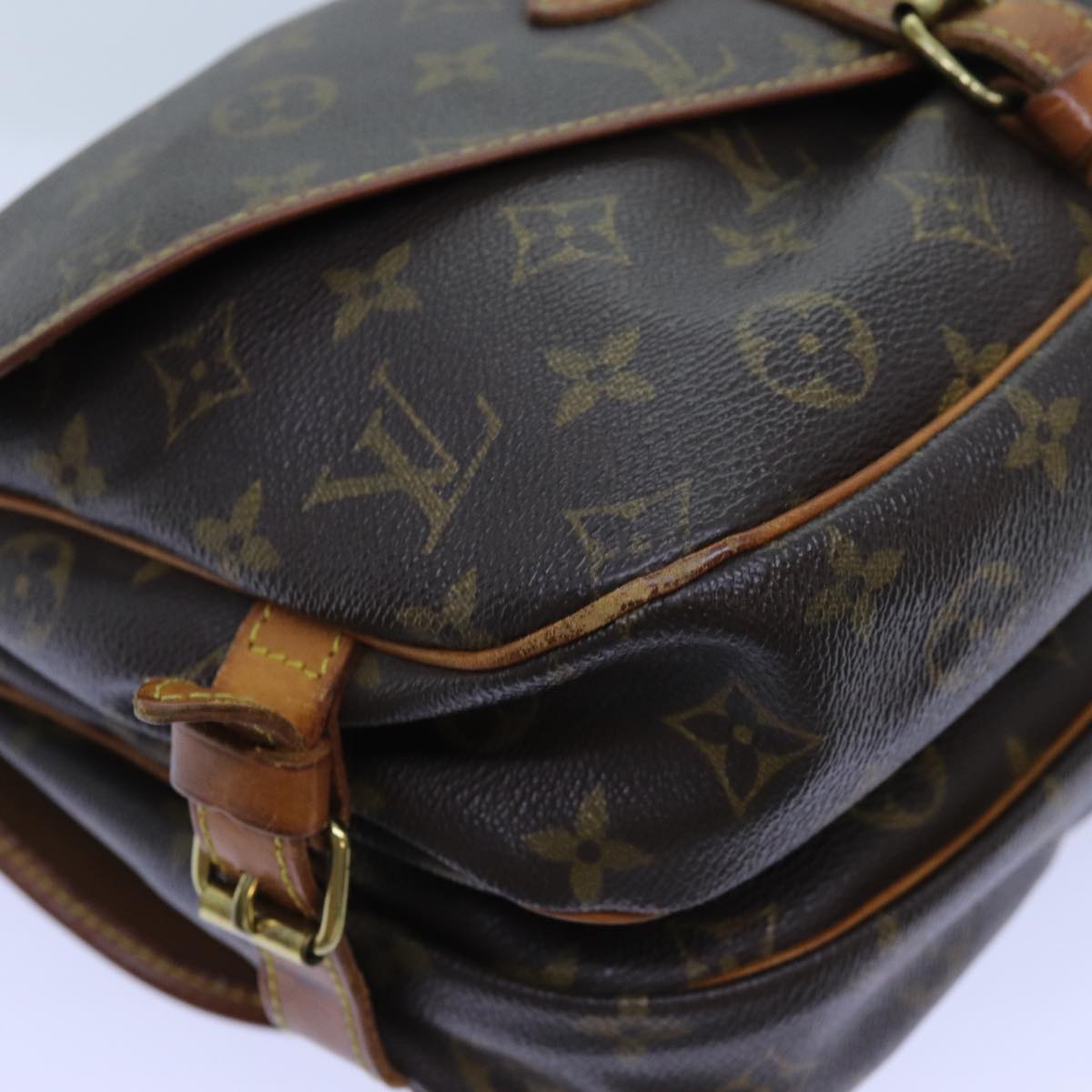 LOUIS VUITTON Monogram Saumur 30 Shoulder Bag M42256 LV Auth 71707