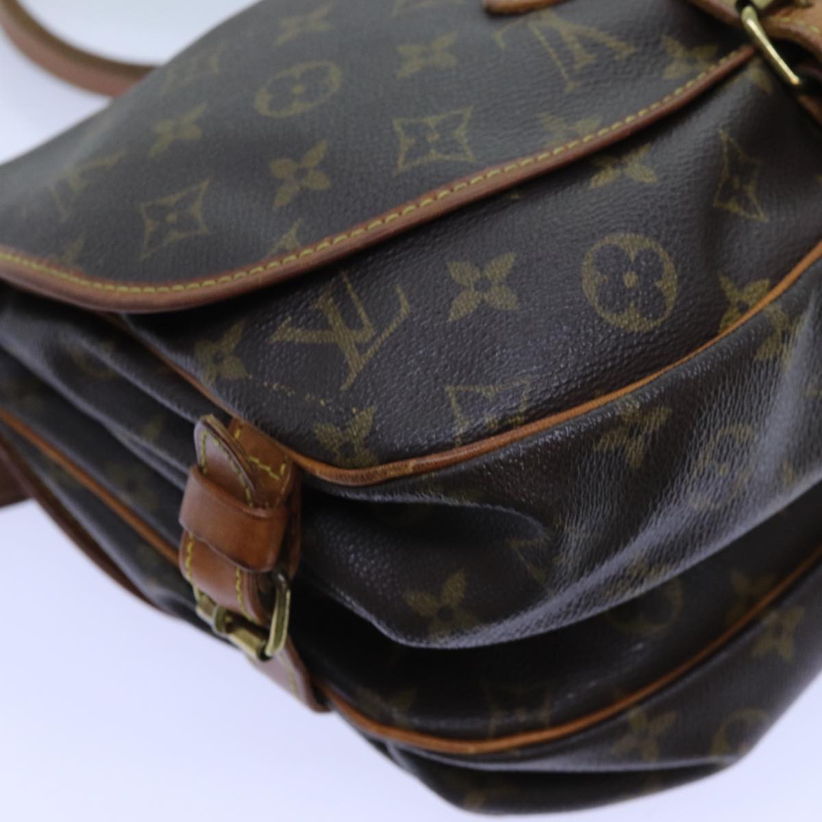 LOUIS VUITTON Monogram Saumur 30 Shoulder Bag M42256 LV Auth 71707