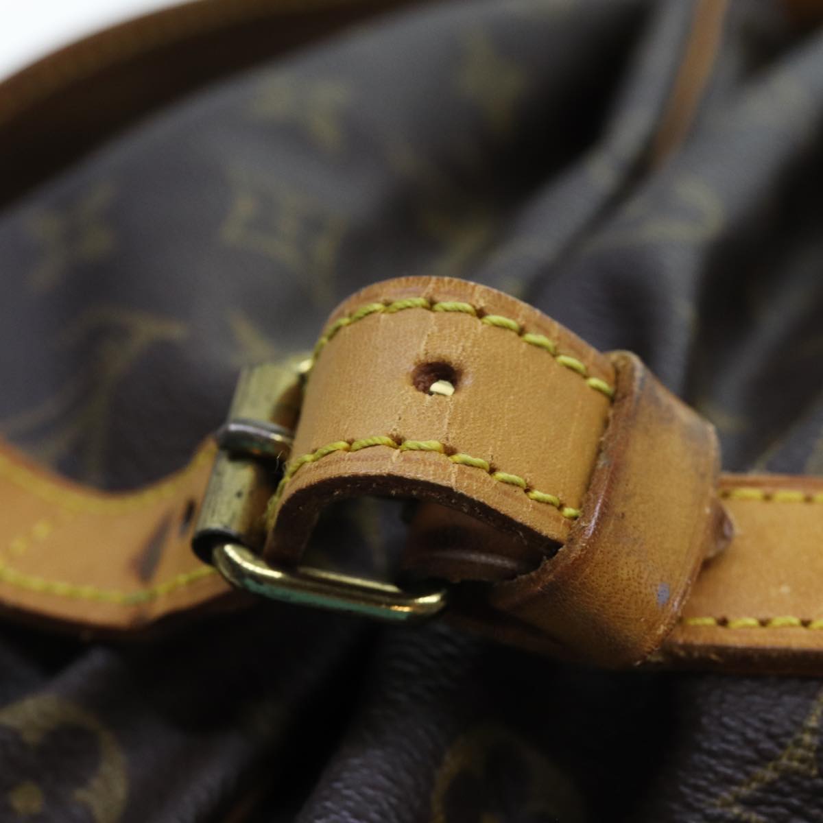 LOUIS VUITTON Monogram Saumur 35 Shoulder Bag M42254 LV Auth 71717