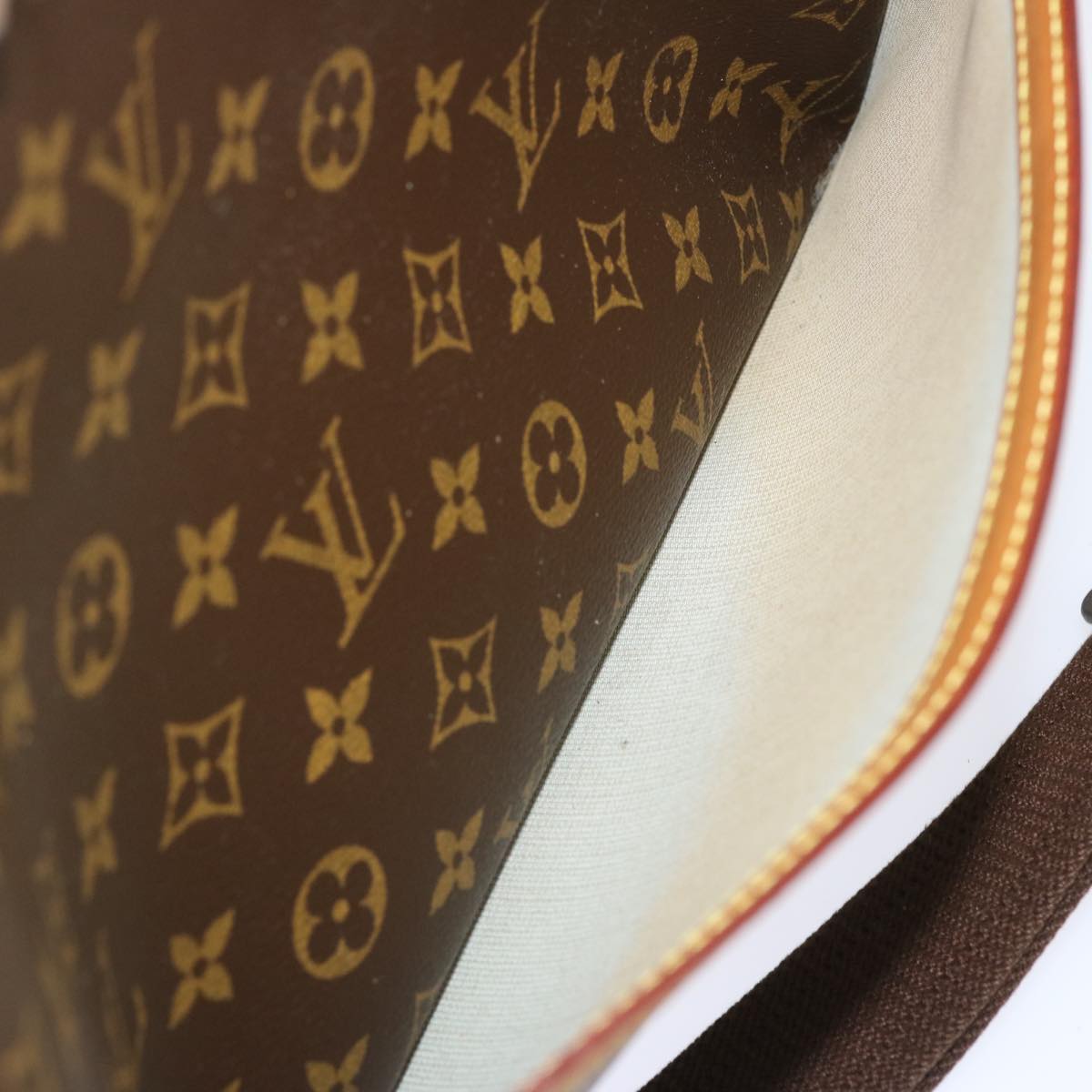 LOUIS VUITTON Monogram Reporter GM Shoulder Bag M45252 LV Auth 71719