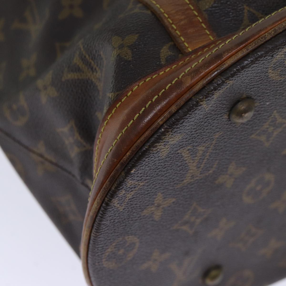 LOUIS VUITTON Monogram Bucket GM Shoulder Bag M42236 LV Auth 71733