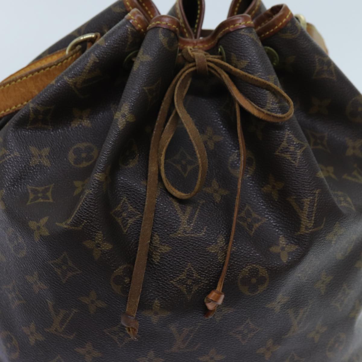 LOUIS VUITTON Monogram Noe Shoulder Bag M42224 LV Auth 71743