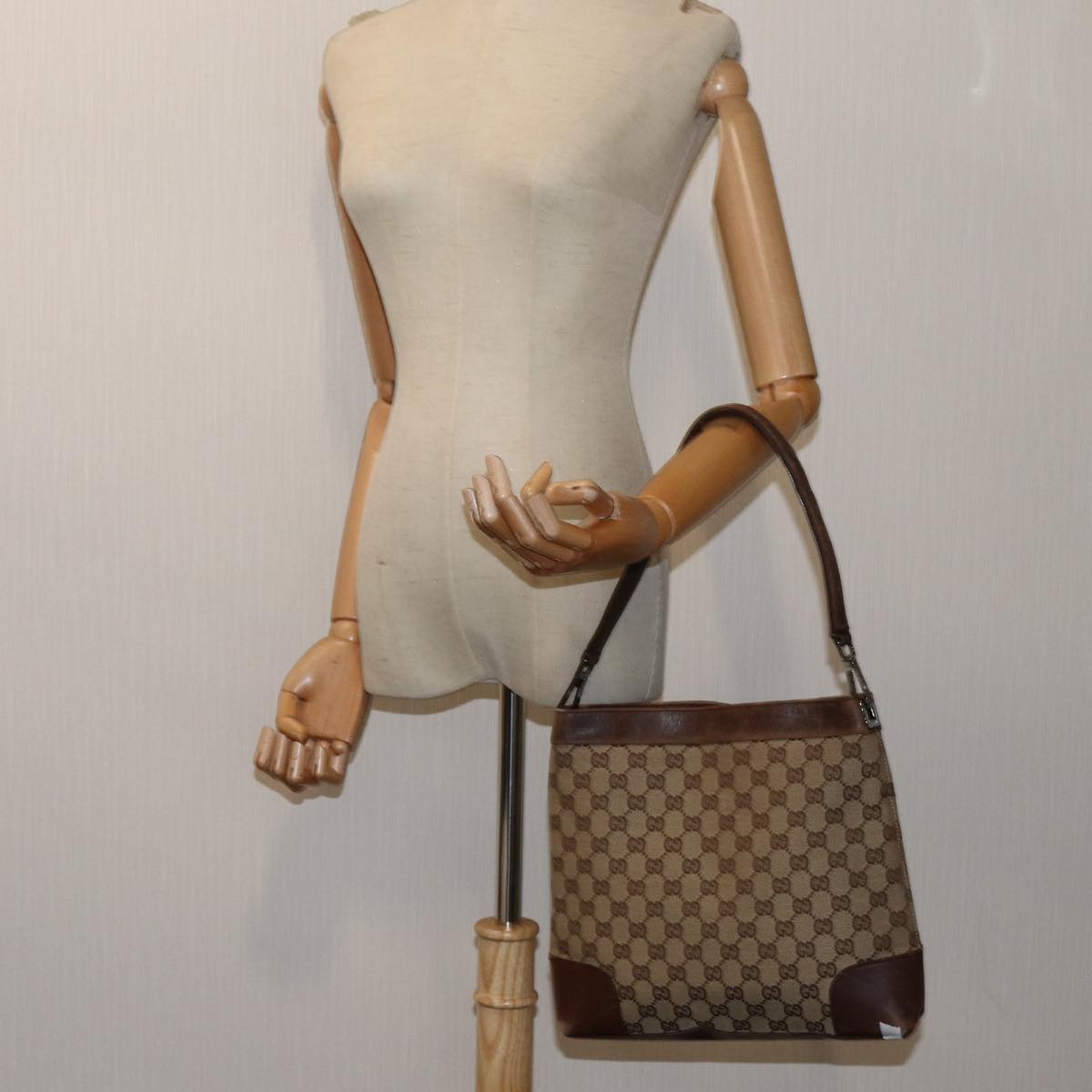 GUCCI GG Canvas Shoulder Bag Beige 33900 Auth 71788