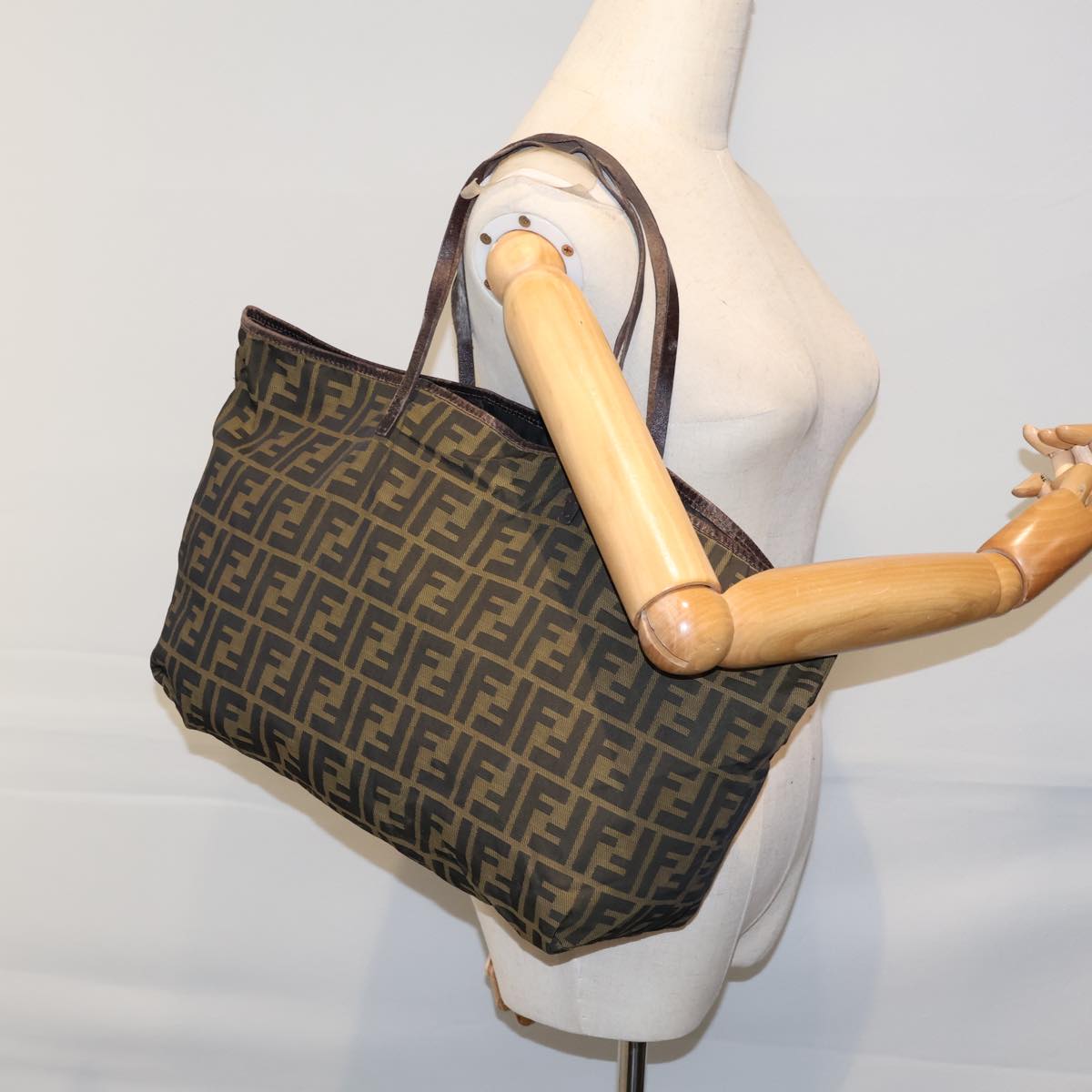 FENDI Zucca Canvas Tote Bag Brown Auth 71833