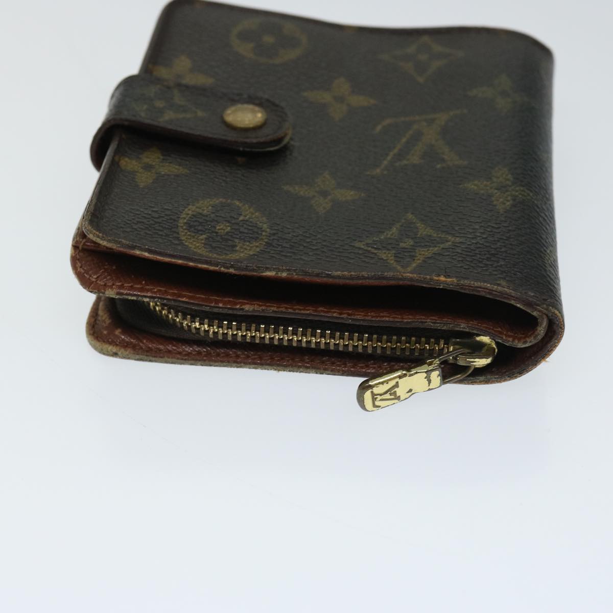 LOUIS VUITTON Monogram Compact Zip Wallet M61667 LV Auth 72142