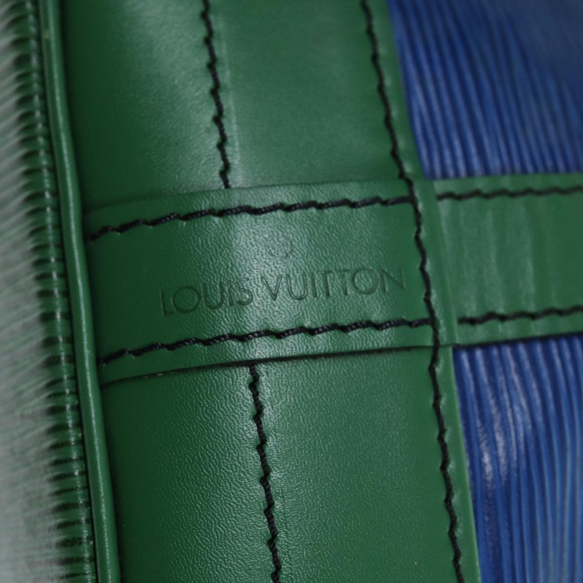 LOUIS VUITTON Epi Noe Shoulder Bag Bicolor Green Blue M44044 LV Auth 72194