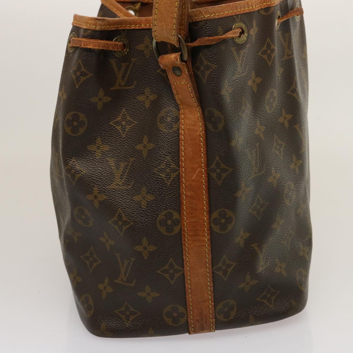 LOUIS VUITTON Monogram Petit Noe Shoulder Bag M42226 LV Auth 72282