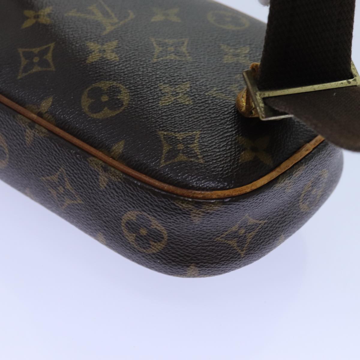 LOUIS VUITTON Monogram Pochette Gange Shoulder Bag M51870 LV Auth 72329