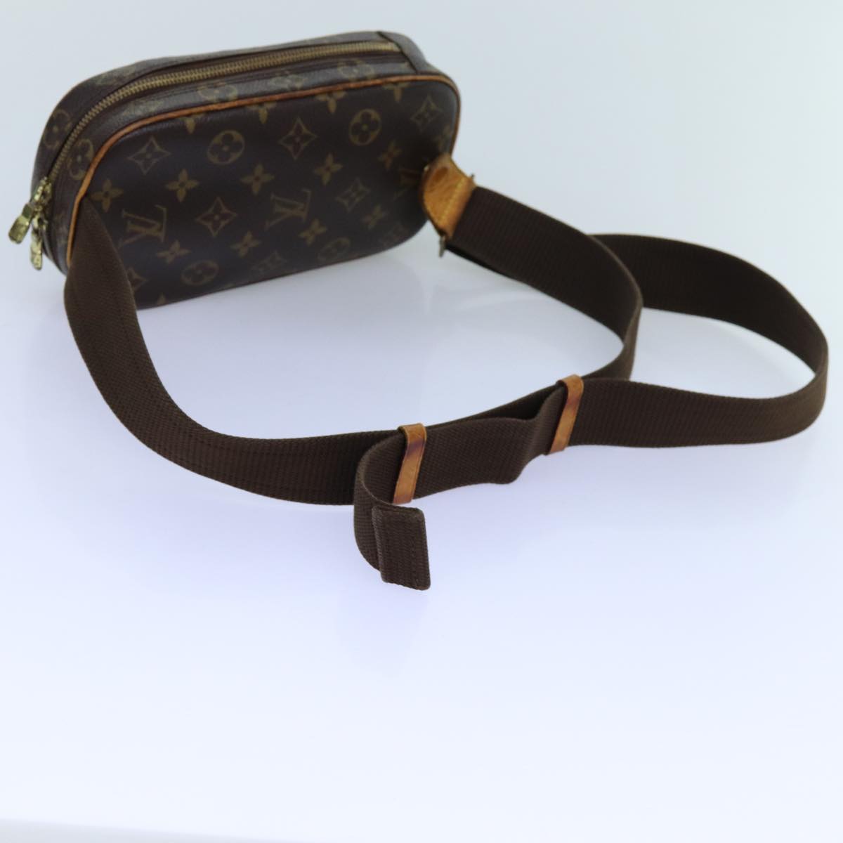 LOUIS VUITTON Monogram Pochette Gange Shoulder Bag M51870 LV Auth 72329