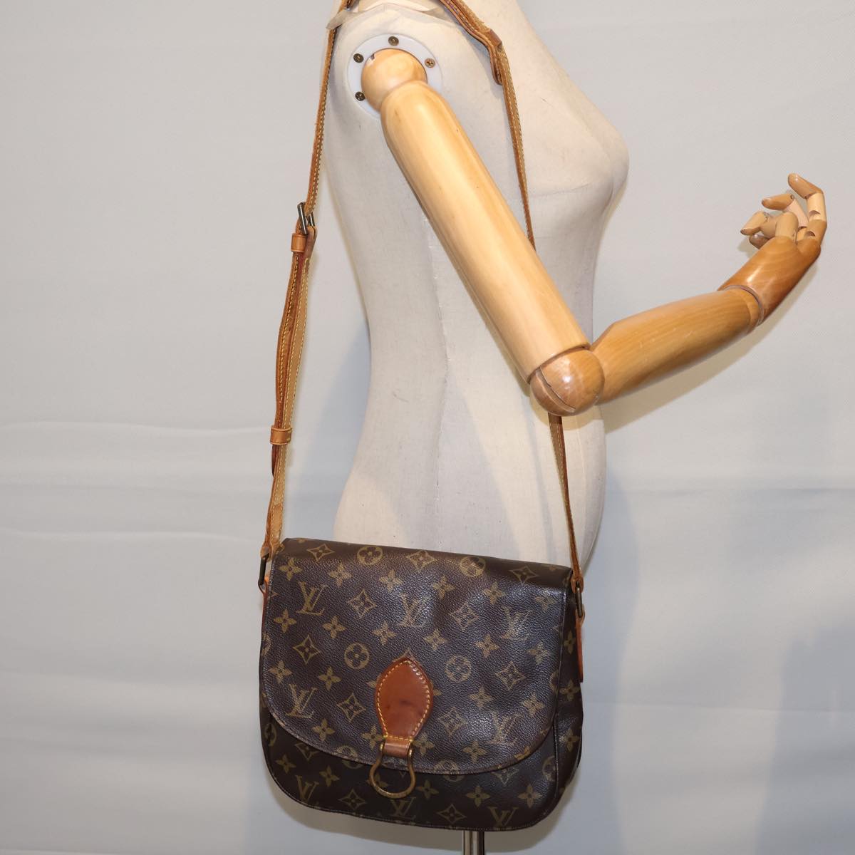 LOUIS VUITTON Monogram Saint Cloud GM Shoulder Bag M51242 LV Auth 72337