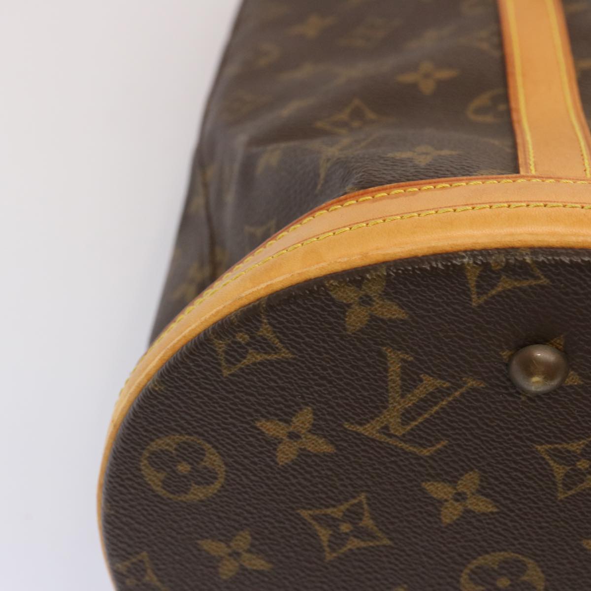 LOUIS VUITTON Monogram Bucket GM Shoulder Bag M42236 LV Auth 72365