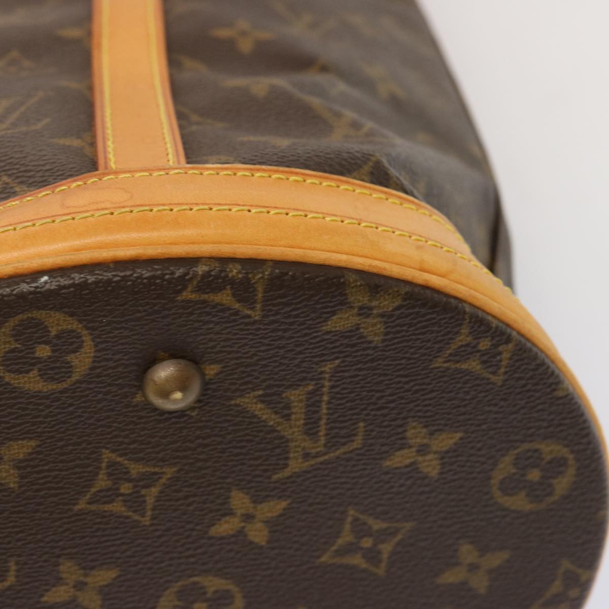 LOUIS VUITTON Monogram Bucket GM Shoulder Bag M42236 LV Auth 72365