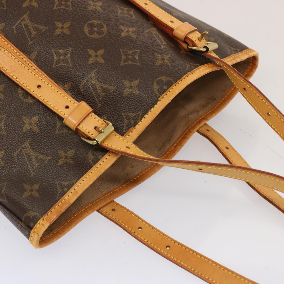 LOUIS VUITTON Monogram Bucket GM Shoulder Bag M42236 LV Auth 72365