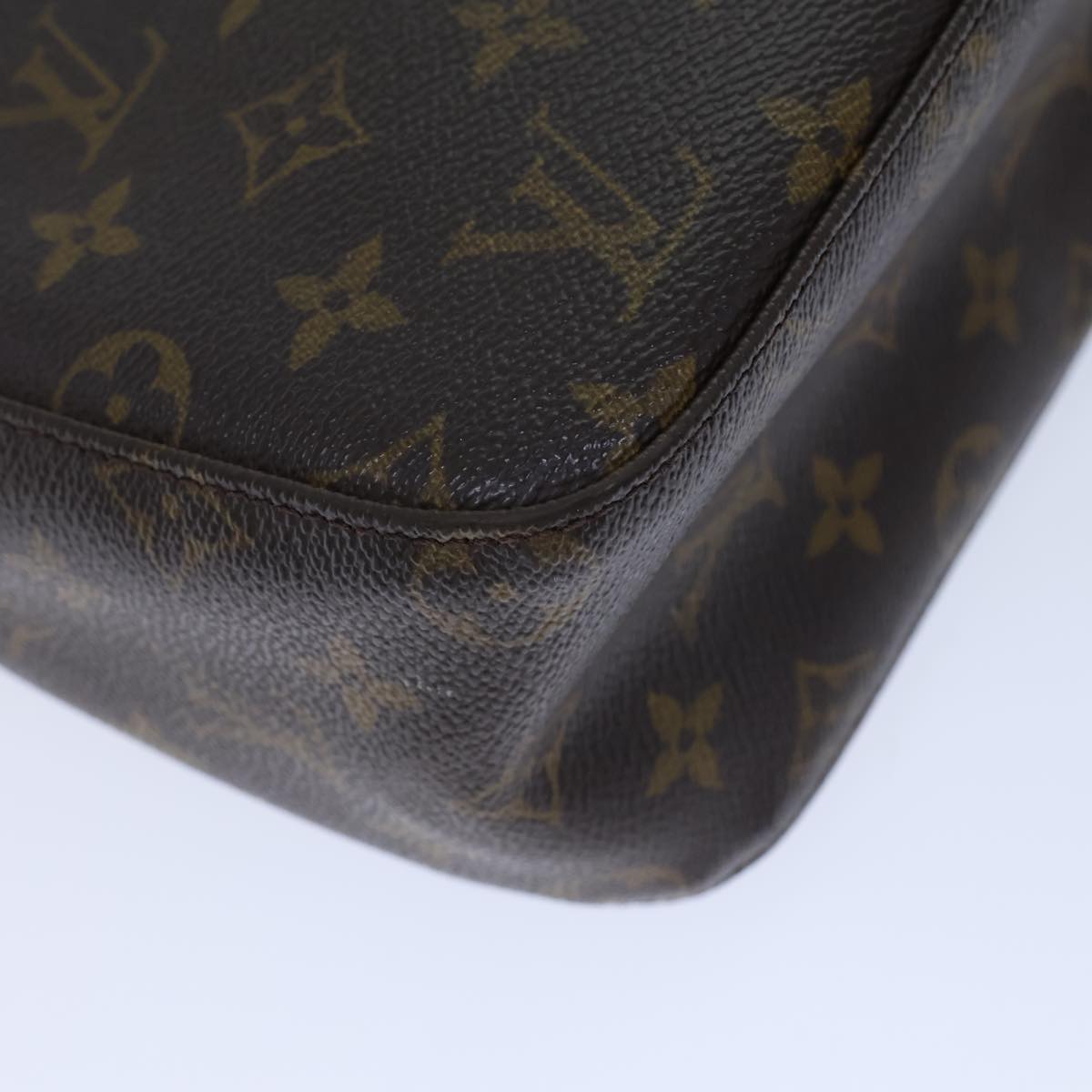 LOUIS VUITTON Monogram Looping MM Shoulder Bag M51146 LV Auth 72366