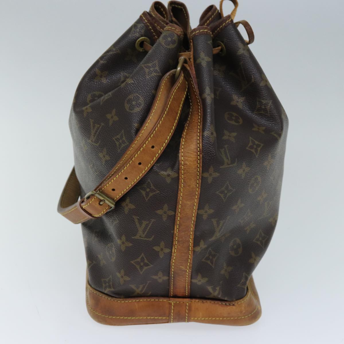 LOUIS VUITTON Monogram Noe Shoulder Bag M42224 LV Auth 72370