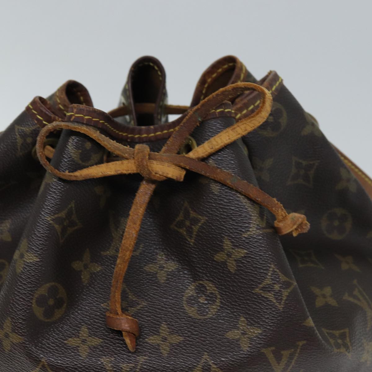 LOUIS VUITTON Monogram Noe Shoulder Bag M42224 LV Auth 72370