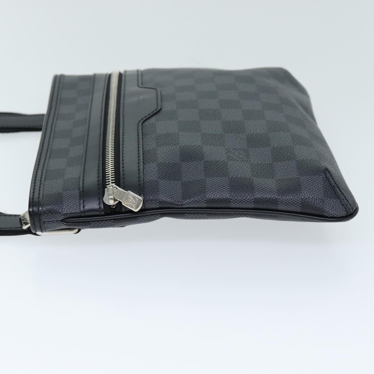 LOUIS VUITTON Damier Graphite Tomas Shoulder Bag N58028 LV Auth 72432A