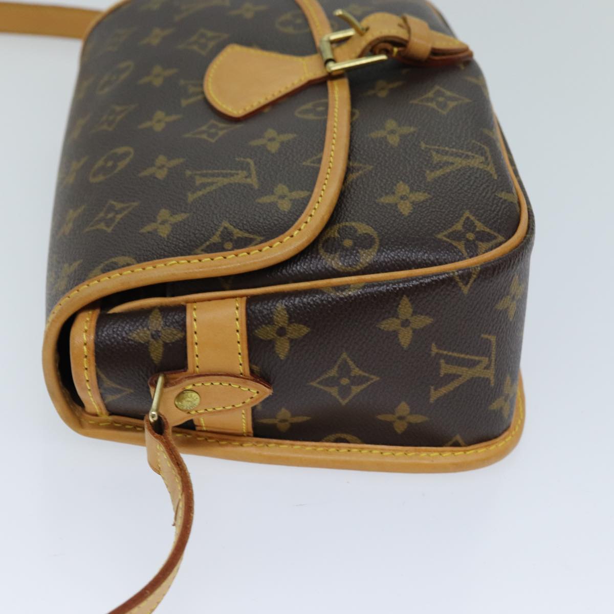 LOUIS VUITTON Monogram Sologne Shoulder Bag M42250 LV Auth 72434