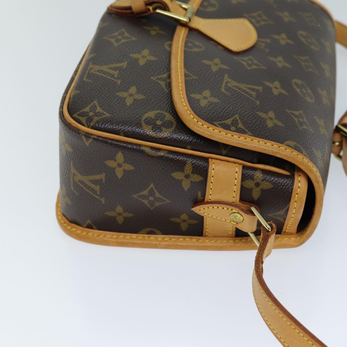 LOUIS VUITTON Monogram Sologne Shoulder Bag M42250 LV Auth 72434