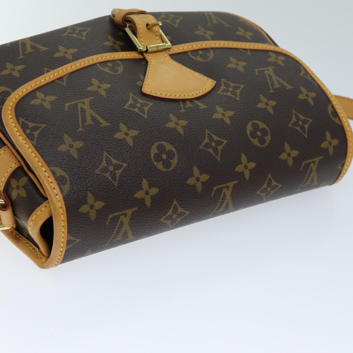 LOUIS VUITTON Monogram Sologne Shoulder Bag M42250 LV Auth 72434