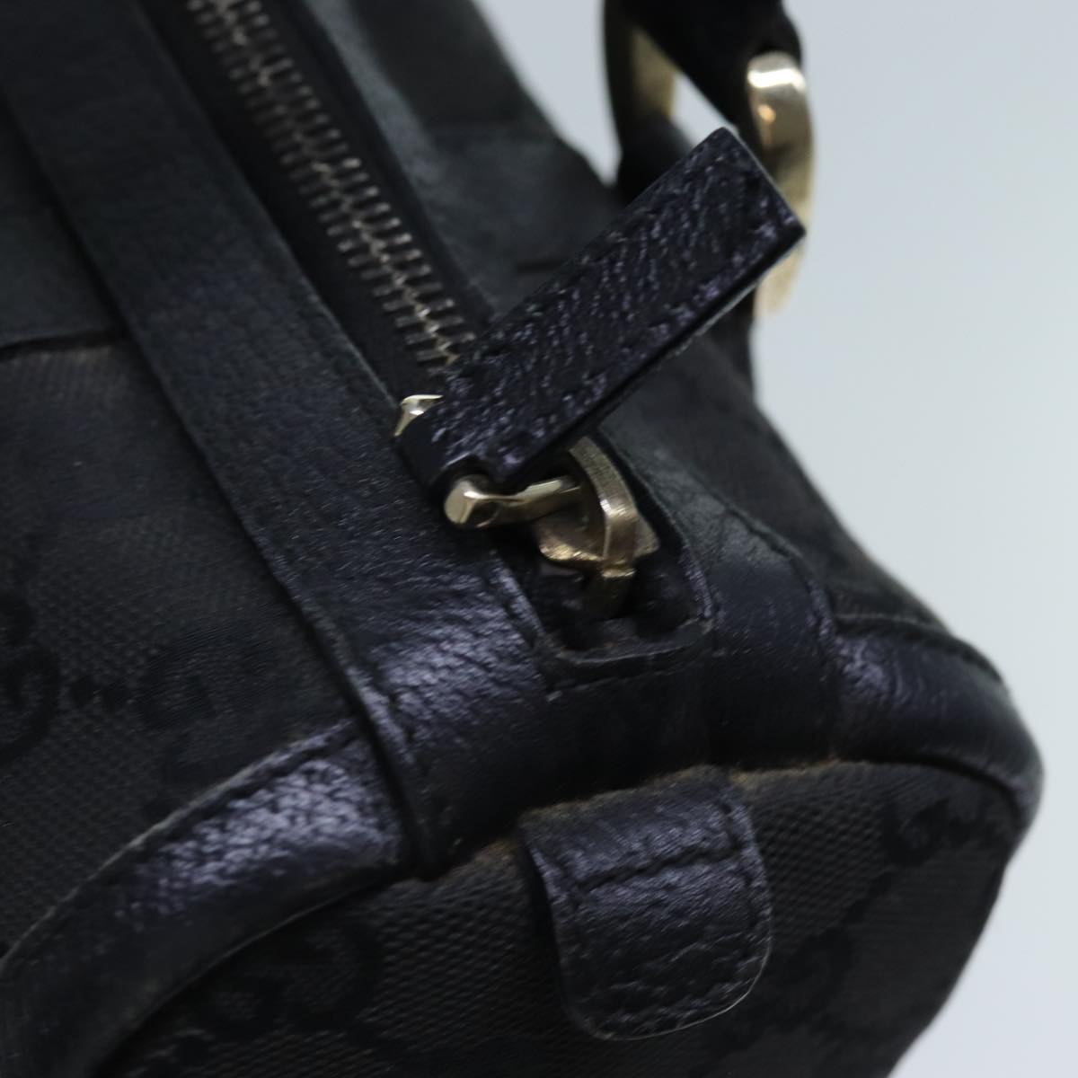 GUCCI GG Canvas Shoulder Bag Black Auth 72519