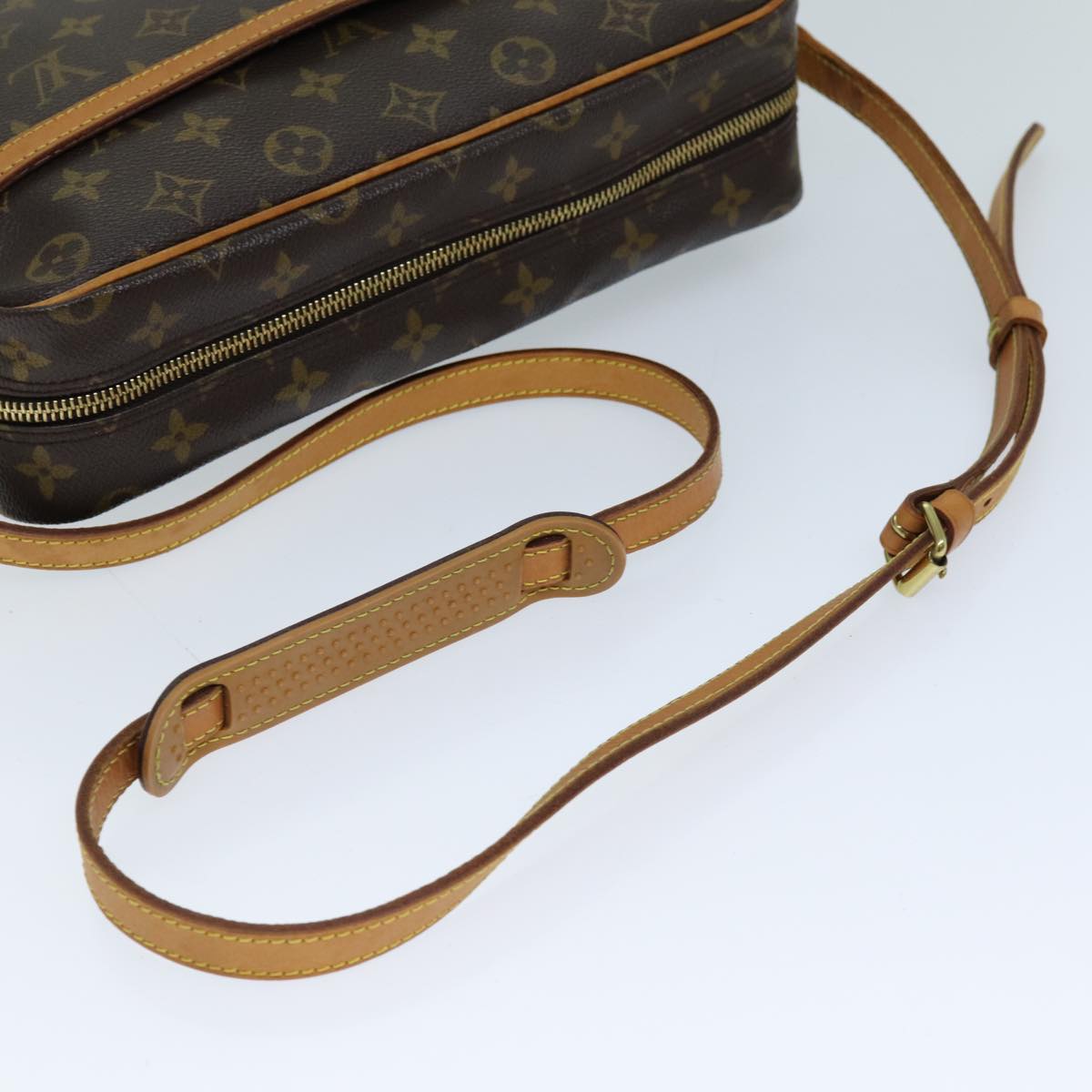 LOUIS VUITTON Monogram Trocadero 30 Shoulder Bag M51272 LV Auth 72535