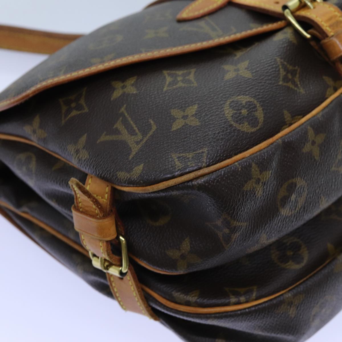 LOUIS VUITTON Monogram Saumur 30 Shoulder Bag M42256 LV Auth 72604