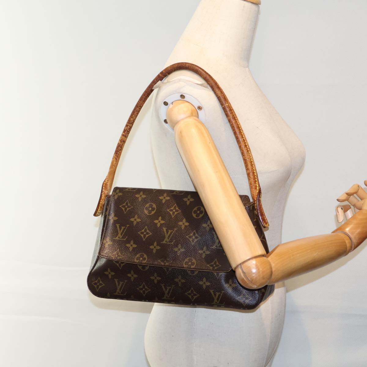 LOUIS VUITTON Monogram Mini Looping Shoulder Bag M51147 LV Auth 72607