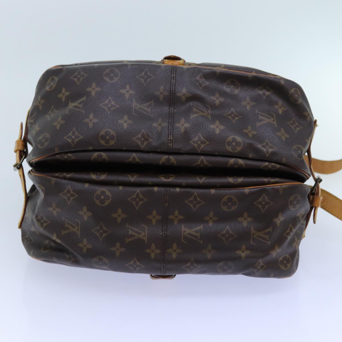 LOUIS VUITTON Monogram Saumur 35 Shoulder Bag M42254 LV Auth 72612