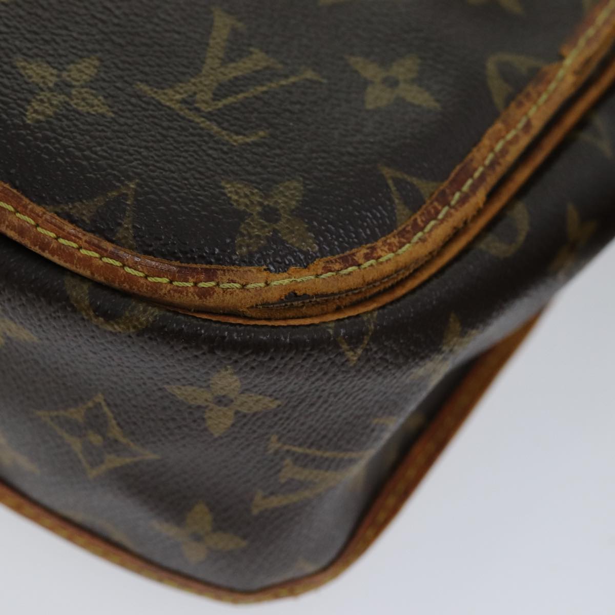 LOUIS VUITTON Monogram Messenger Bosphore PM Shoulder Bag M40106 LV Auth 72831