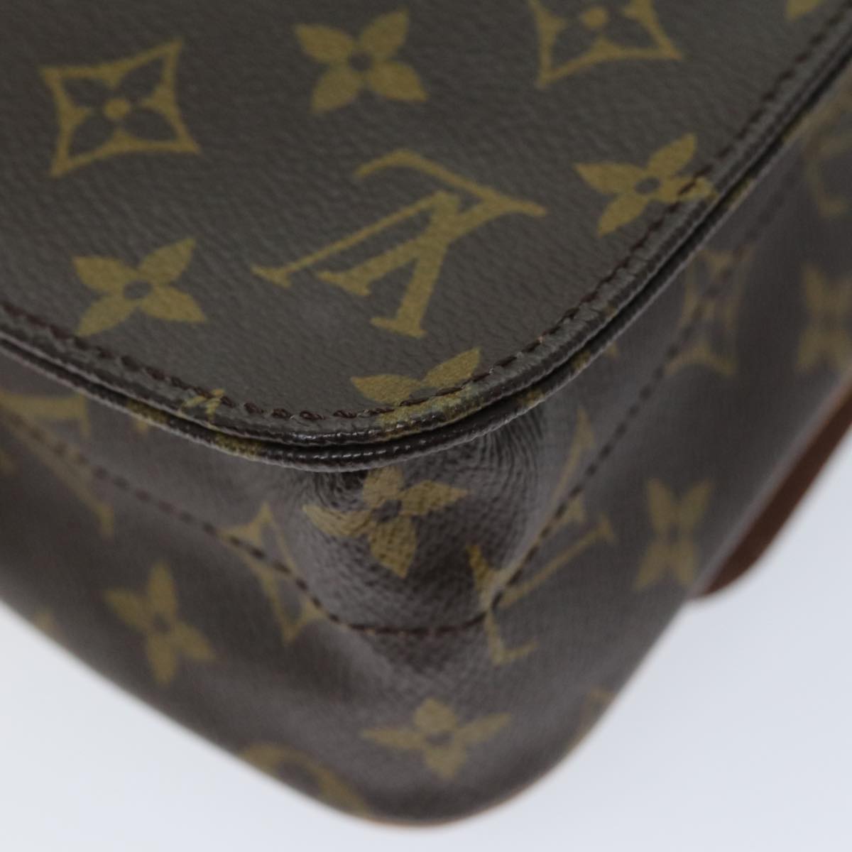 LOUIS VUITTON Monogram Cartouchiere MM Shoulder Bag M51253 LV Auth 72836