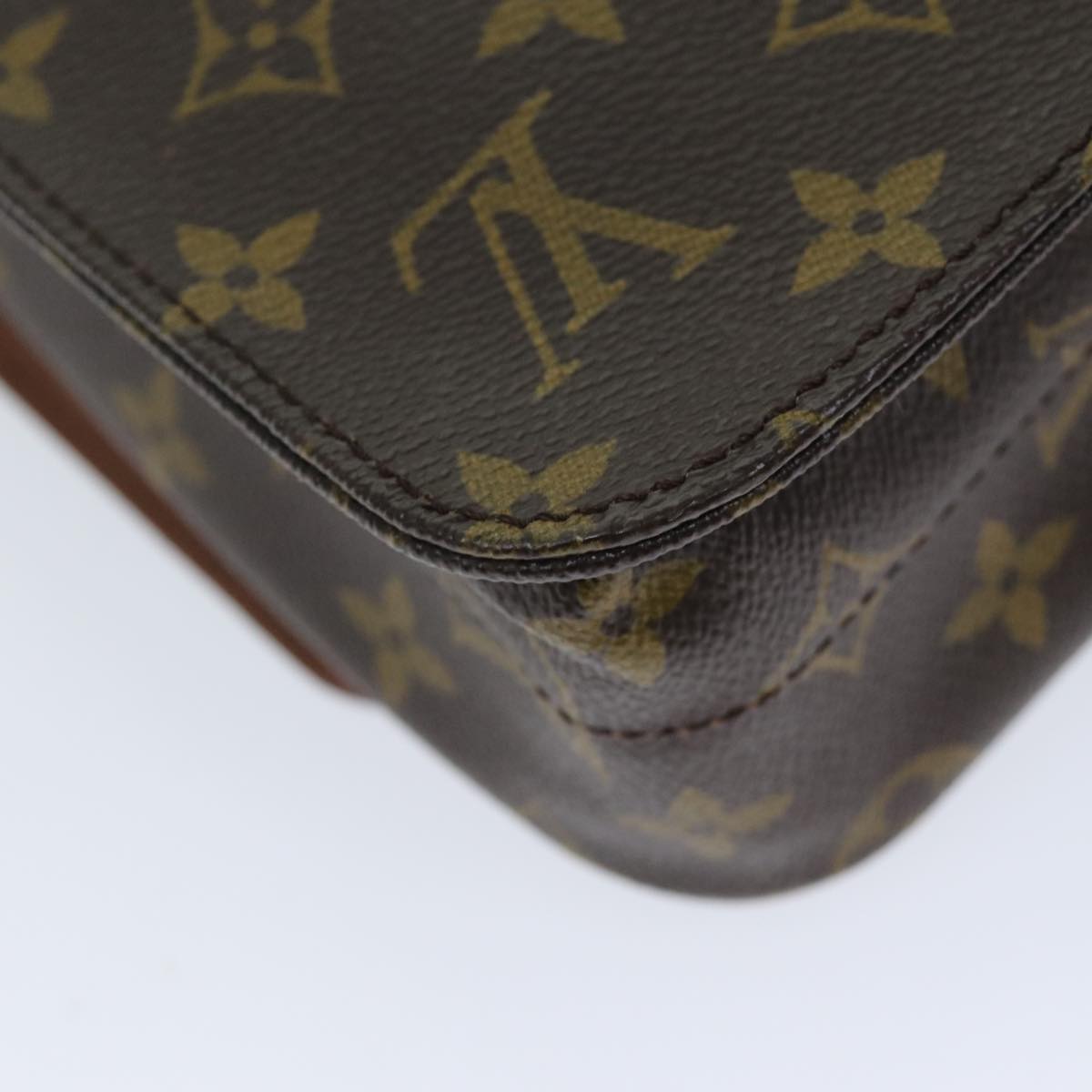 LOUIS VUITTON Monogram Cartouchiere MM Shoulder Bag M51253 LV Auth 72836