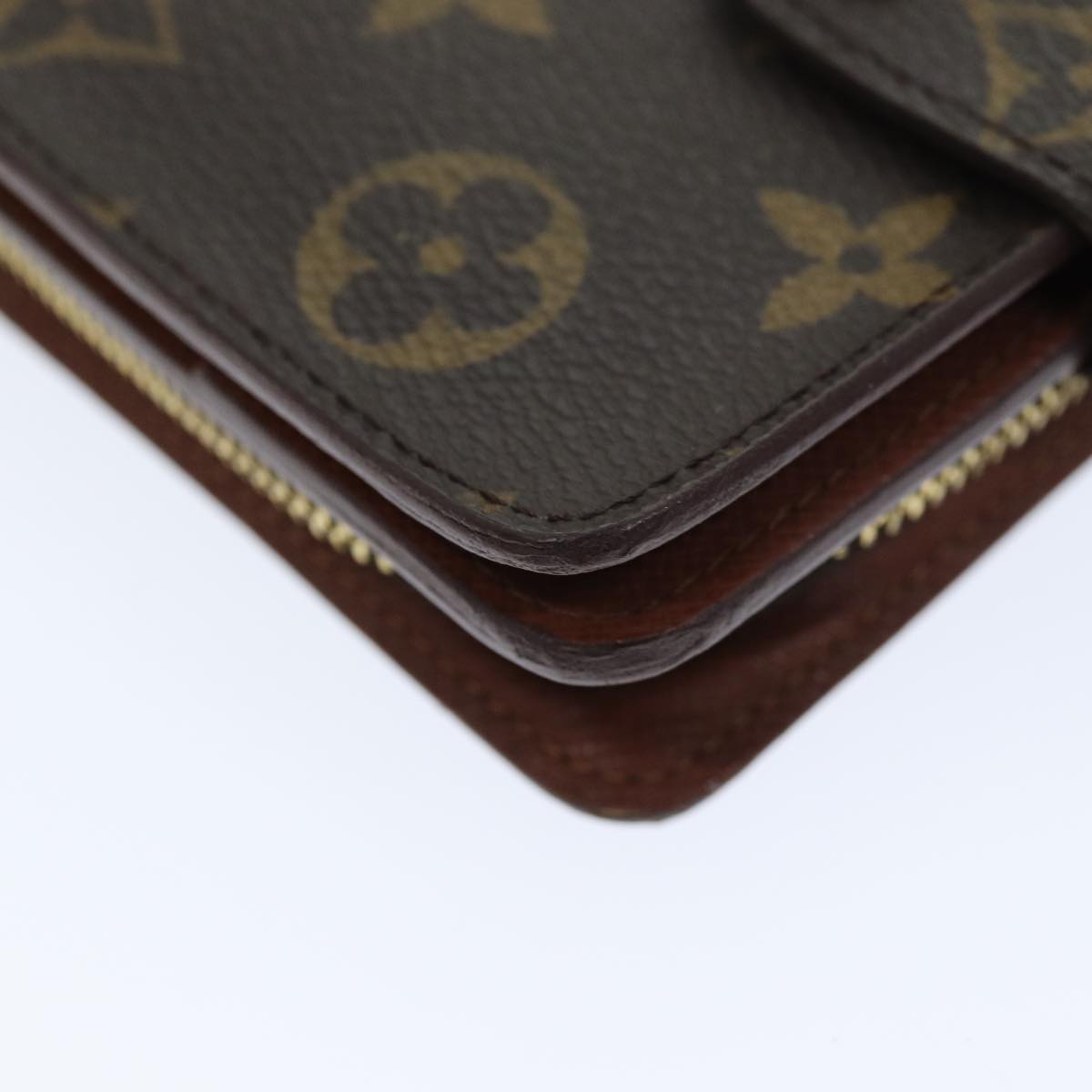 LOUIS VUITTON Monogram Compact Zip Wallet M61667 LV Auth 72892