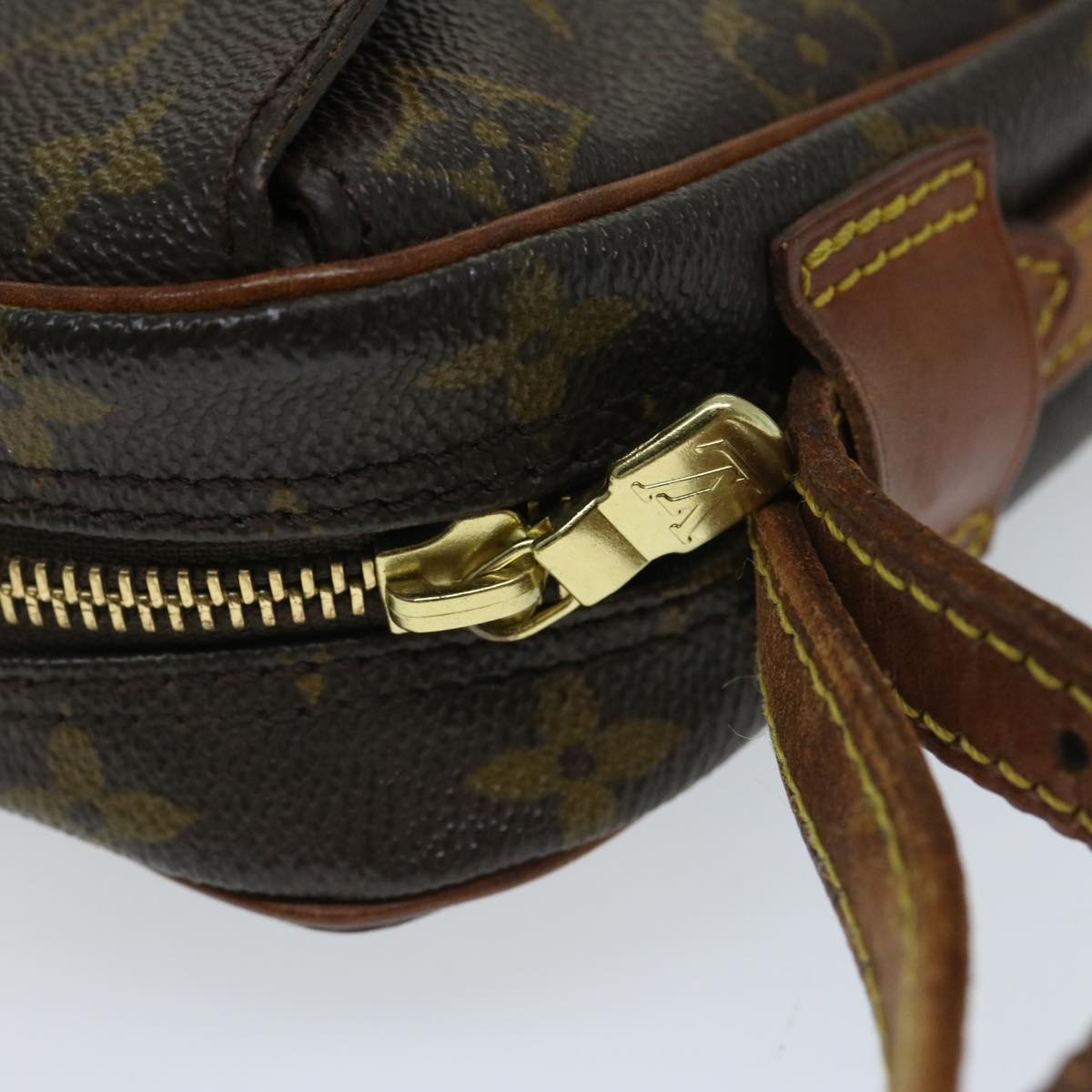 LOUIS VUITTON Monogram Jeune Fille MM Shoulder Bag M51226 LV Auth 72926