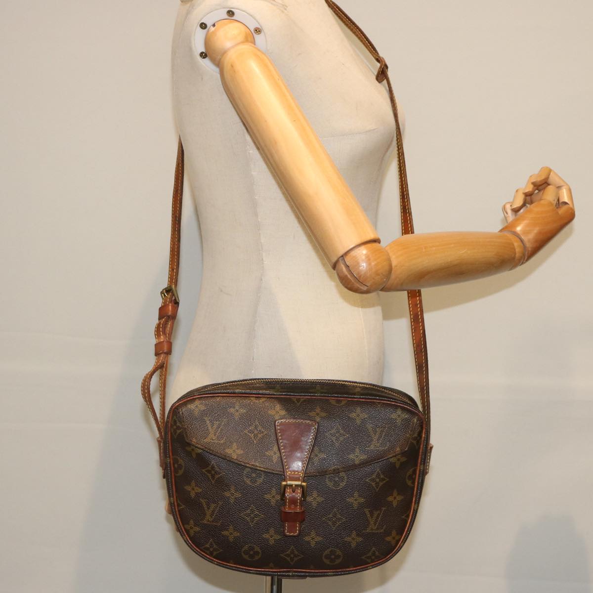 LOUIS VUITTON Monogram Jeune Fille MM Shoulder Bag M51226 LV Auth 72926