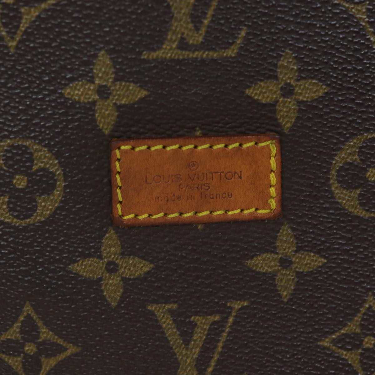 LOUIS VUITTON Monogram Saumur 43 Shoulder Bag M42252 LV Auth 72952