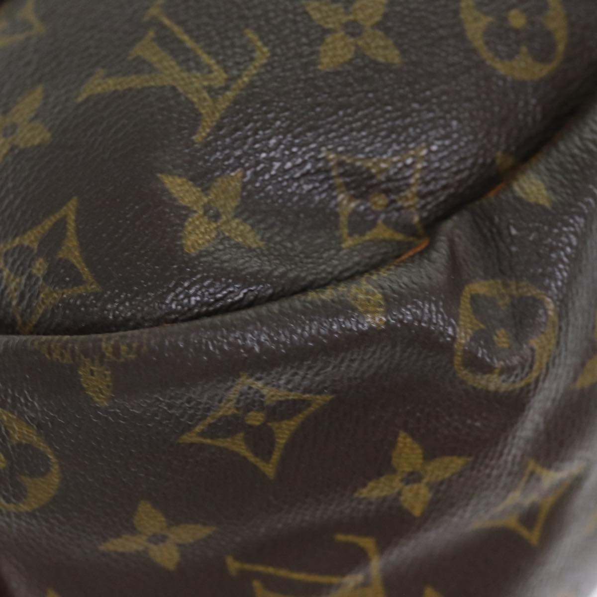 LOUIS VUITTON Monogram Saumur 35 Shoulder Bag M42254 LV Auth 73044