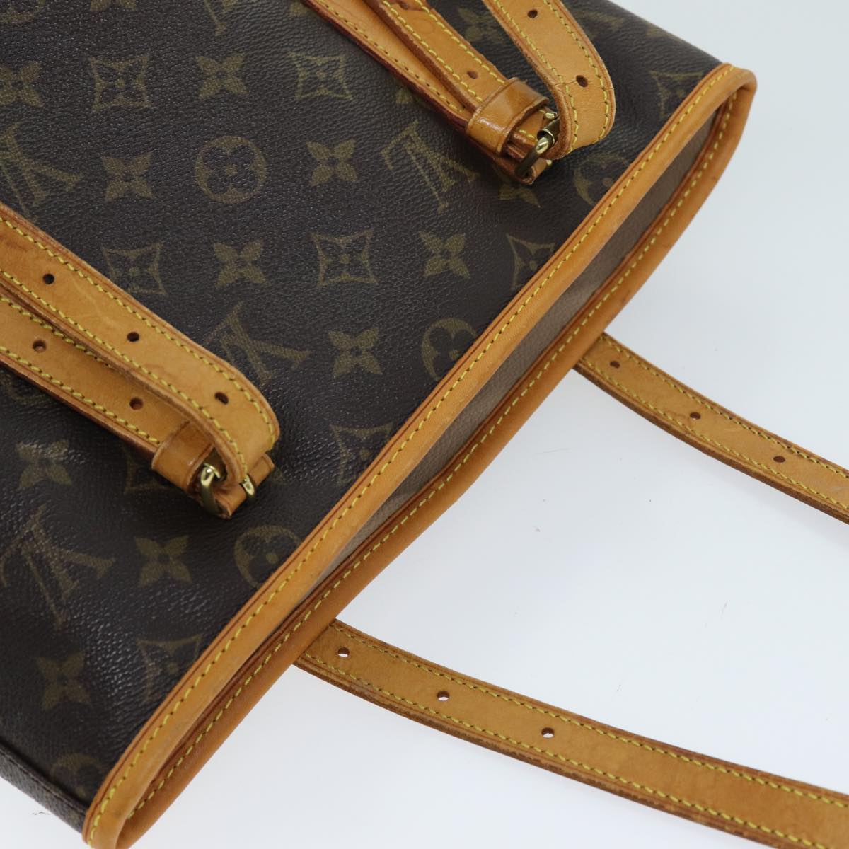 LOUIS VUITTON Monogram Bucket GM Shoulder Bag M42236 LV Auth 73057