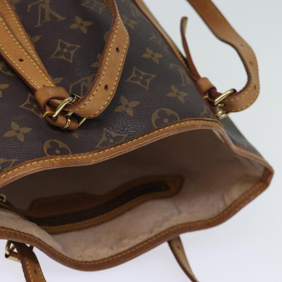 LOUIS VUITTON Monogram Bucket GM Shoulder Bag M42236 LV Auth 73064